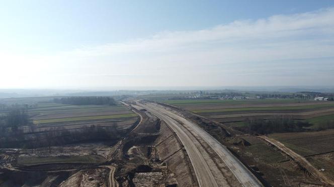 Trwa budowa S7 na odcinku Miechów - Szczepanowice
