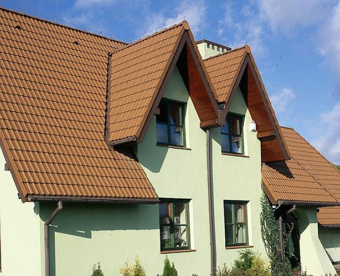Dach wysoki