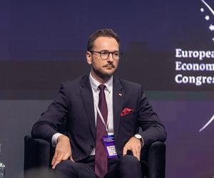 Mały ZUS plus w Polsce. Ile przedsiębiorstw na tym skorzysta? Minister rozwoju komentuje