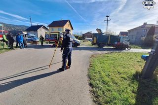 Wypadek w Jeleśni. Dwie ofiary trafiły do szpitala
