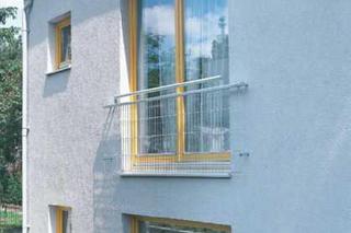 Portfenetr: okno z balustradą. Jak je zabezpieczyć?