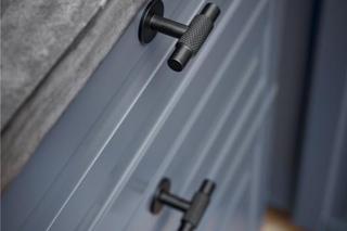 Uchwyty do mebli kuchennych