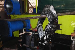 Złodzieje próbowali ukraść wyposażenie lokomotywy