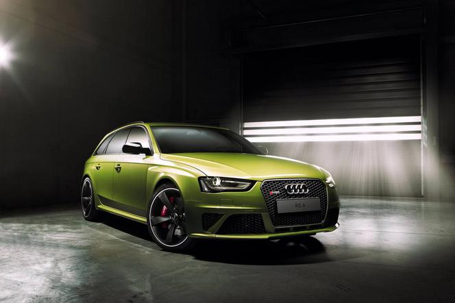 Audi RS4 Avant Exclusive Peridot Green