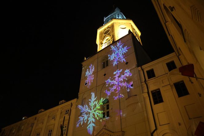 Iluminacja świąteczna na Wieży Trynitarskiej w Lublinie 2024