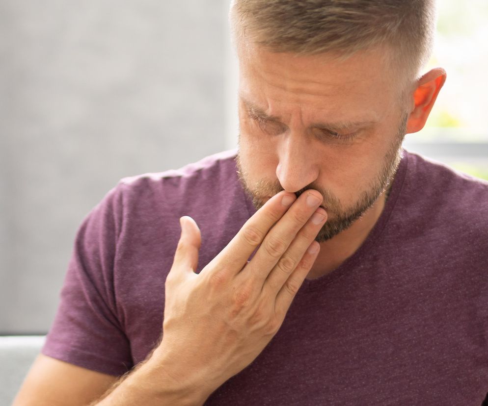 Łykamy leki bez recepty by pozbyć się zgagi. Wielu Polaków nie wie, że to może być objaw raka