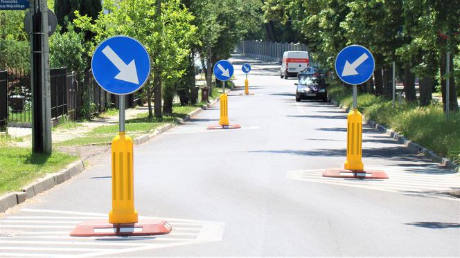 QUIZ. Jesteś dobrym kierowcą? Sprawdź, czy znasz te znaki! Spróbuj zdobyć chociaż 5 punktów!