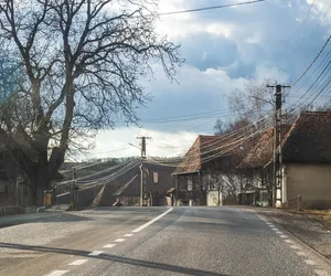 Ludzie załatwiają się pod jego domem! Robią to prawie codziennie. Mieszkaniec Dunaja czeka na MOP