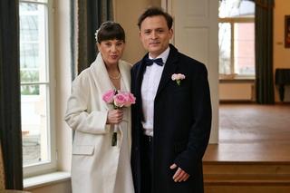 Pierwsza miłość, odcinek 3810: Maurycy (Dawid Dziarkowski), Lucynka (Delfina Wilkońska)