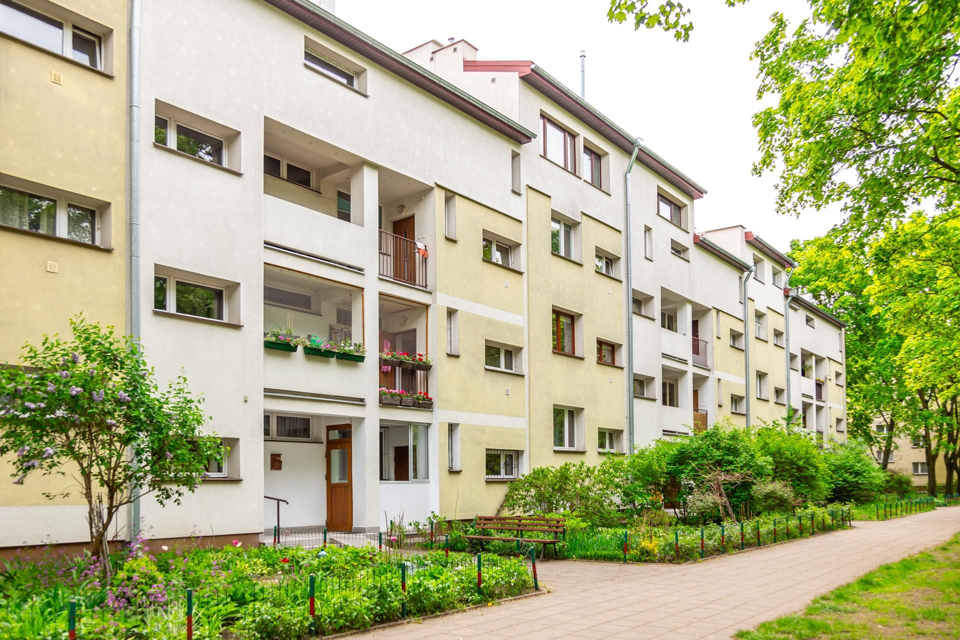 Osiedle Młodych czyli dawne Osiedle Bezdomnych Kochanków w Warszawie