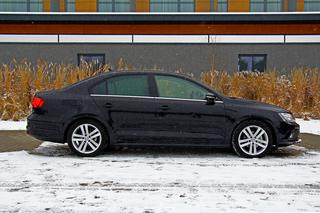 Volkswagen Jetta 2.0 TDI Highline po liftingu