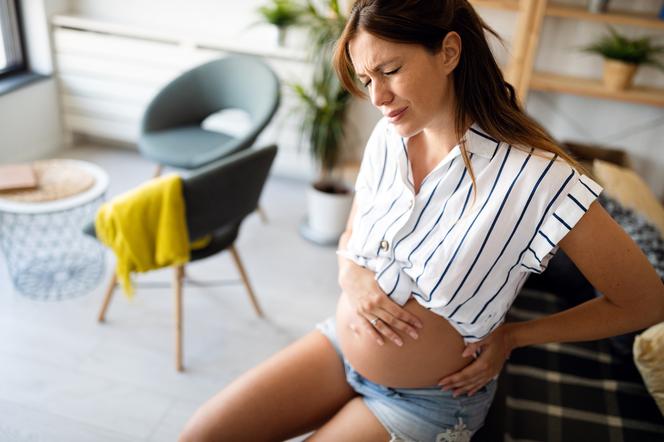 Skurcze macicy w ciąży - skurcze Alvareza, Braxtona-Hicksa, przepowiadające i porodowe 