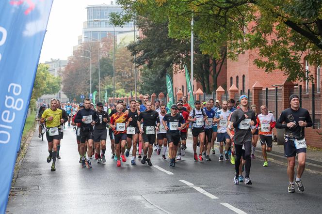 22. Poznań Maraton za nami. Tysiące biegaczy na ulicach Poznania 