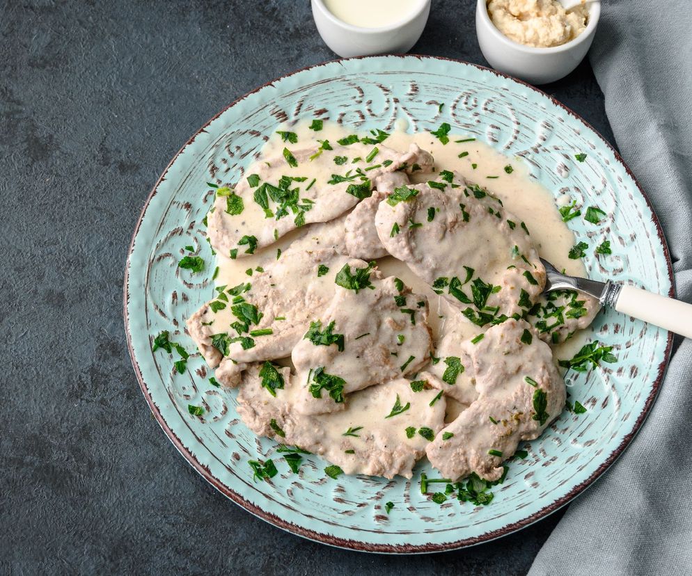 Schab w sosie chrzanowym. Duet smaków doskonały na weekendowy obiad
