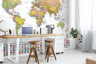 Mapa świata na ścianę – pomysł na ciekawą dekorację pokoju
