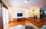 Nowoczesny salon z jadalnią