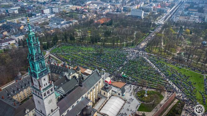 Motocyklowy Zlot Gwiaździsty na Jasnej Górze w Częstochowie