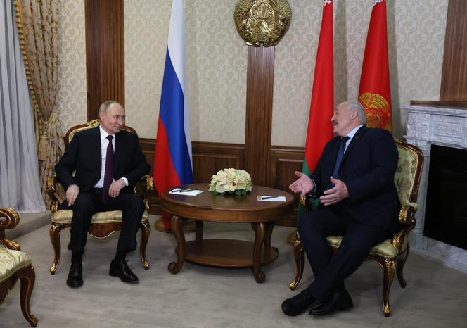 Putin na Białorusi. Celem wizyty rozmowy z Łukaszenką o ćwiczeniach wojskowych