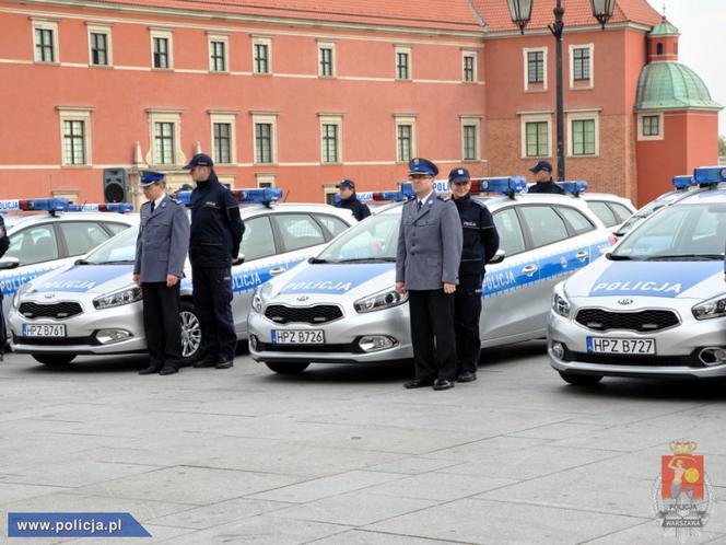Nowe radiowozy Kia Cee'd dla warszawskiej policji