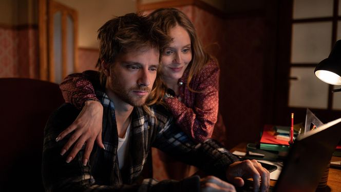 Rodzinka.pl 17 sezon odcinek 289 (odc. 2). Magda (Olga Kalicka), Tomek (Maciej Musiał)