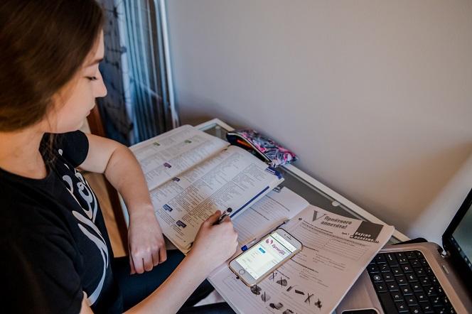 Do kiedy zdalne nauczanie? Szkoły zamknięte dłużej, niż planowano? 