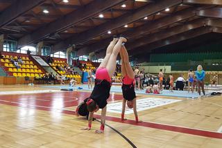 Piramidy, salta i machówki w Trapezie