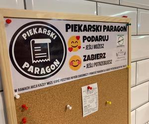 Trwa akcja „Piekarski Paragon w Piekarach Śląskich. Bochenek chleba za paragon odpięty z tablicy