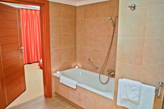 Duda płacił tylko 70 zł za apartament