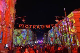 Rozpoczął się Light Move Festival w Łodzi. Piotrkowska rozświetlona milionami świateł!