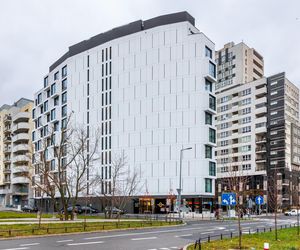 Nowy apartamentowiec przy stacji metra Wilanowska w Warszawie