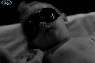 Wielkie wózki oraz okulary chroniące przed promieniowaniem. Tak wyglądała opieka nad dziećmi w czasach PRL-u