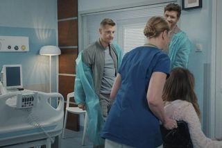 M jak miłość, odcinek 1878: Marcin (Mikołaj Roznerski), Paweł (Rafał Mroczek), Franka (Dominika Kachlik)