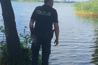 Akcja poszukiwawcza nad Jeziorem Chełmżyńskim. 34-latek spadł z deski SUP [ZDJĘCIA]. 