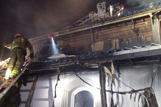 Pożar restauracji Imperium w Piekarach Śląskich. Popularny lokal doszczętnie zniszczony