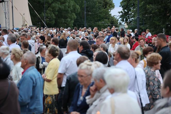 75 lat temu obraz Matki Boskiej w Lublinie zapłakał. Wierni uczcili rocznicę „Cudu lubelskiego” procesją różańcową