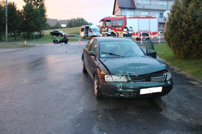 Siemiechów. Ojciec wiózł 14-letnią córkę na motocyklu. Oboje trafili do szpitala