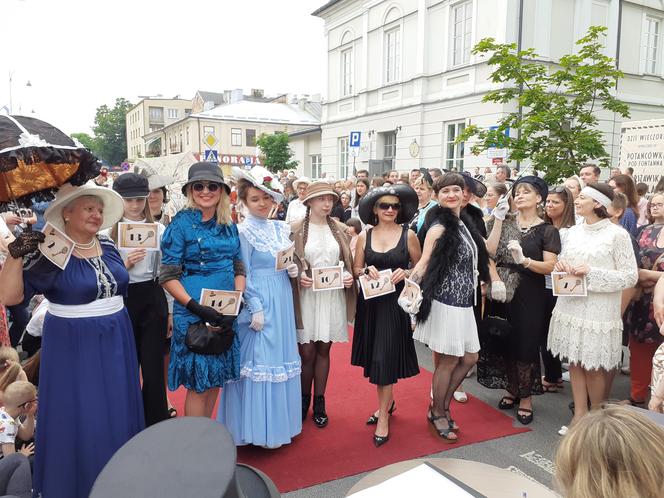 Siedlczanie mogli wsiąść w wehikuł czasu i zobaczyć ulicę Pułaskiego - Piękną sprzed stu lat