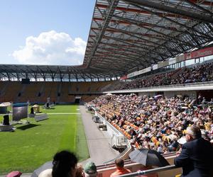 Kongres Świadków Jehowy 2024 na Stadionie Miejskim w Białymstoku