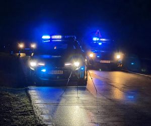 Śmiertelne potrącenie pod Sochaczewem. Kierowca BMW uciekł
