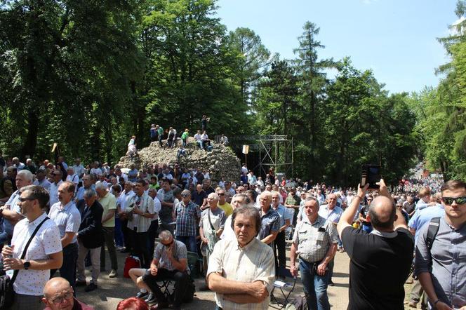 Pielgrzymka mężczyzn i młodzieńców do Piekar Śląskich 2024 