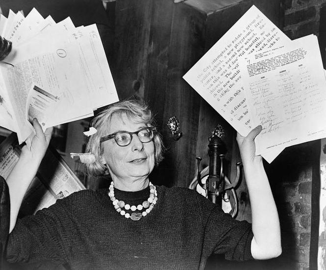 Jane Jacobs Jane Jacobs na konferencji prasowej w sprawie zmian planowanych w Greenwich Village w 1961