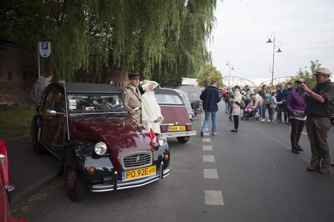 Światowy Zlot Miłośników Citroena 2CV w Toruniu