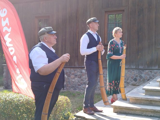 Samorząd Województwa Mazowieckiego kupił zabytkowy dwór w Paplinie wraz z otaczającym go terenem