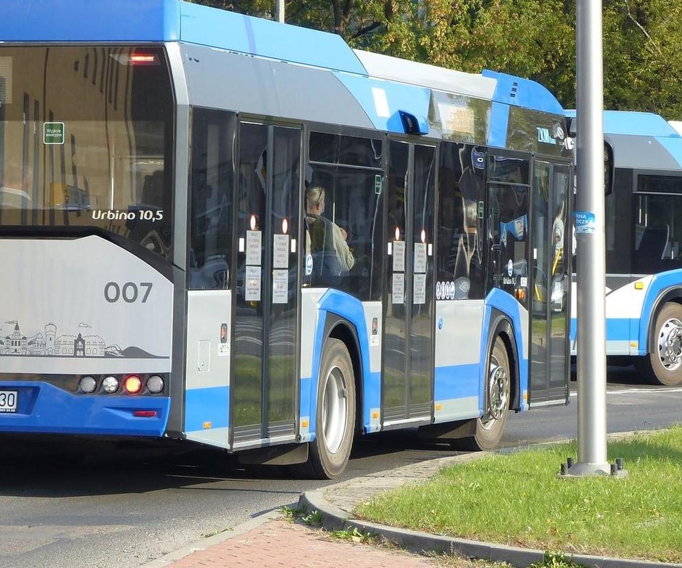 autobus iława 2023