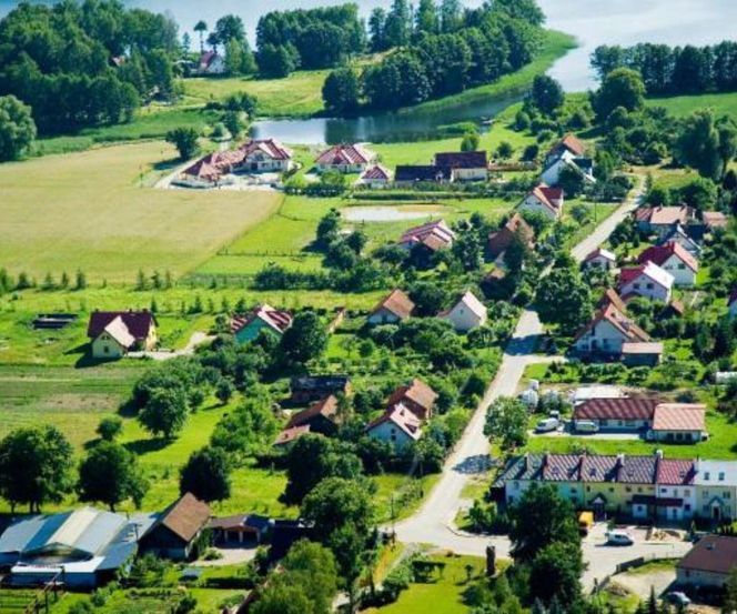 1. Gmina Stawiguda -  7700 zł 