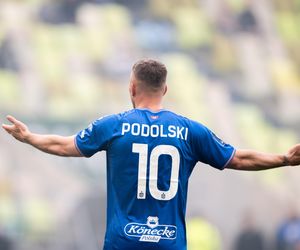 Lukas Podolski jak zawsze bez hamulców, konkretnie pojechał po rywalu „Ja bym to zrobił inaczej”
