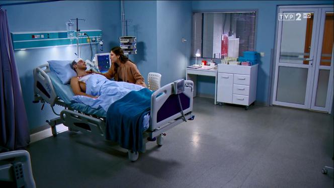 Barwy szczęścia, odc. 2087. Franek (Mateusz Banasiuk), Regina (Kamila Kamińska)