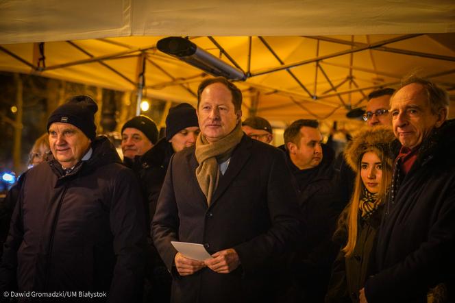 Białystok. Odsłonięto pomnik Władysława Bartoszewskiego