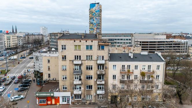 Kamienica na Mackiewicza 1 w Warszawie