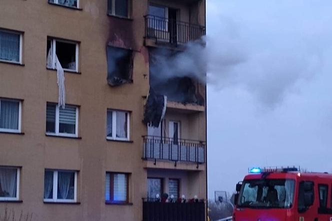 Wybuch gazu w bloku w Zabrzu. Mężczyzna wyleciał przez okno